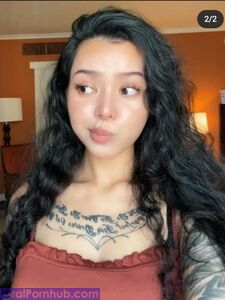 Bella Poarch è sexy