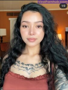 Bella Poarch è sexy