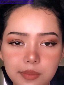 Bella Poarch Foto carine AF