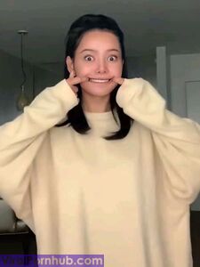 Bella Poarch Foto carine AF