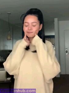 Bella Poarch Foto carine AF