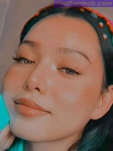 Bella Poarch Foto carine AF