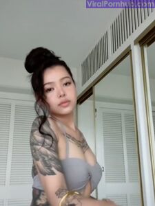 Bella Poarch Sevimli Bikini Fotoğrafları