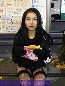 Fughe Nude di Bella Poarch