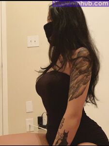 Fughe Nude di Bella Poarch