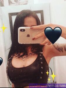 Fughe Nude di Bella Poarch