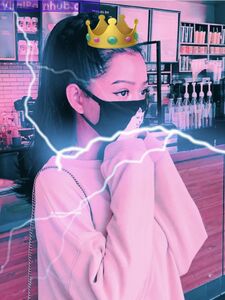 Fughe Nude di Bella Poarch