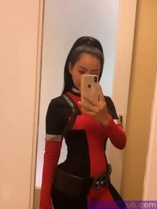 Fughe Nude di Bella Poarch