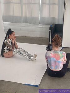 Fughe Nude di Bella Poarch