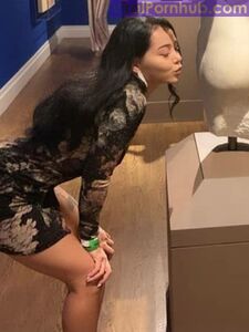 Fughe Nude di Bella Poarch