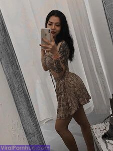 Fughe Nude di Bella Poarch