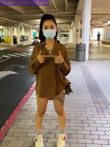 Fughe Nude di Bella Poarch