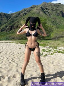 Foto sexy di Bella Poarch