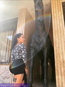 Foto sexy di Bella Poarch