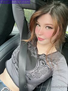 Belle Delphine - new leaks mega (34 Pictures & 1 Videos)