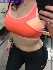 Emily Lynne Onlyfans Filtraciones Álbum Desnudo