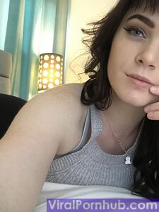 Emily Lynne Onlyfans Filtraciones Álbum Desnudo