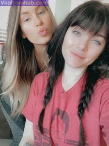 Emily Lynne Onlyfans Filtraciones Álbum Desnudo