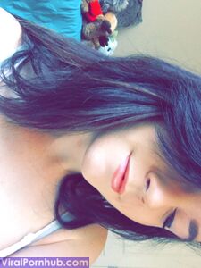 Emily Lynne Onlyfans Filtraciones Álbum Desnudo