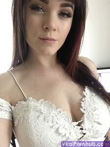 Emily Lynne Onlyfans Filtraciones Álbum Desnudo