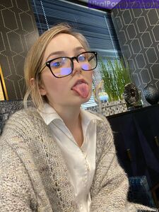 OMGCosplay Onlyfans Fuites Ensemble de Photos Nues