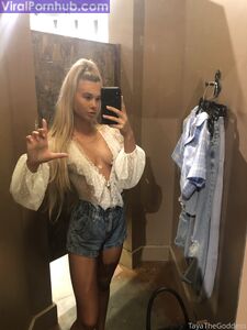 Tayathegoddess Onlyfans Leaks Album - Neueste Sammlung