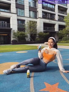 Songyuxin Hitomi Onlyfans Leaks Photoset - Cosplay Paid Set