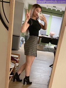 hellomeimei Onlyfans Leaks Album - Neueste Sammlung