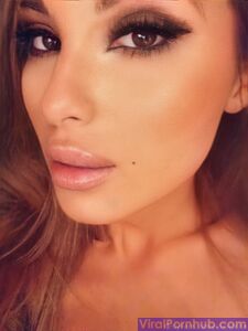 Helene Onlyfans Fuites Dernier Photoset