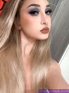 Theskylarvox Onlyfans Fuga Ultimo Set di Foto