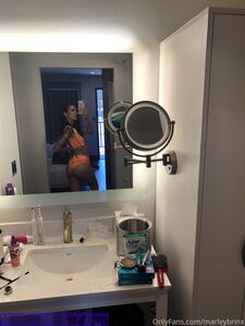 Marley Brinx Onlyfans Fuites Dernière Série de Photos
