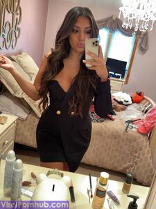 SUPERBE BABE NRI INDIENNE PHOTOS AUTOPORTRAIT FUITÉES