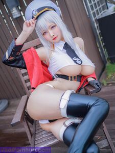 Arty Huang - Traje de baño empresarial