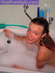 La carina Jenny amatoriale posa nuda