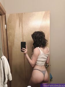 Fuites des dernières photos nues de Celeste Onlyfans