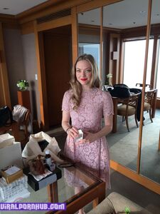 Amanda Seyfried Nude Photos And Sex Tape Leaked