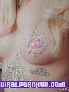 Khaleesi Twitch Streamer Photos nues de lingerie fuitées