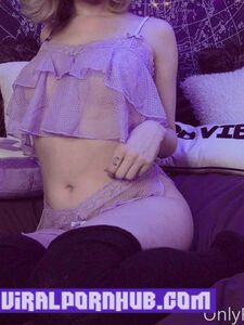 Khaleesi Twitch Streamer Photos nues de lingerie fuitées