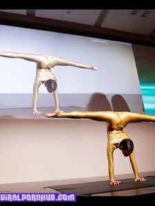 Sextape et photos nues de Nina Burri divulgués