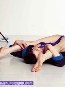 Sextape et photos nues de Nina Burri divulgués