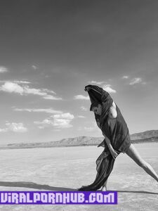 Sextape et photos nues de Nina Burri divulgués