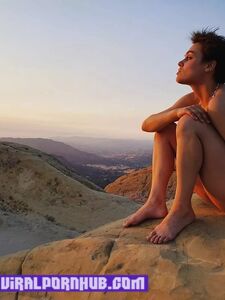 Sextape et photos nues de Nina Burri divulgués