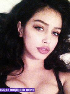 Cindy Kimberly Sexy Nuda Trapelata