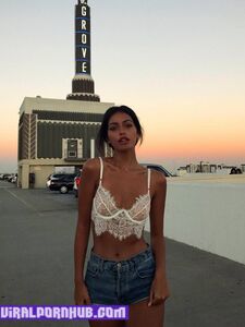 Cindy Kimberly Sexy Nuda Trapelata