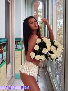 Cindy Kimberly Sexy Nuda Trapelata