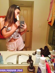 Madison Reed'in çıplak fotoğrafları sızdırıldı