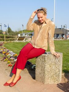 Patrice, polnische, große, behaarte Schlampe