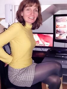 Zan polacca snella pelosa puttana