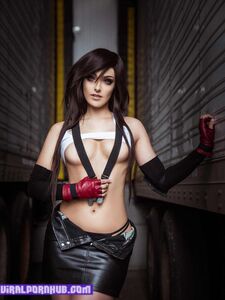 Vixence Tifa Lockhart Nacktfotos