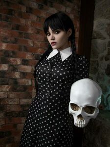 Kalinka Fox Çıplak Çarşamba Addams Kostümü Patreon Seti Sızdırıldı